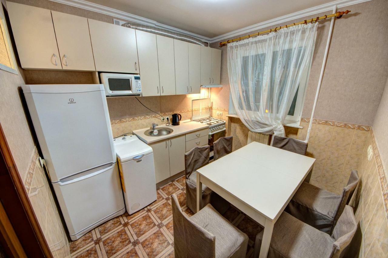 Apartments Near The Palace Of Sports Kiev Exterior foto