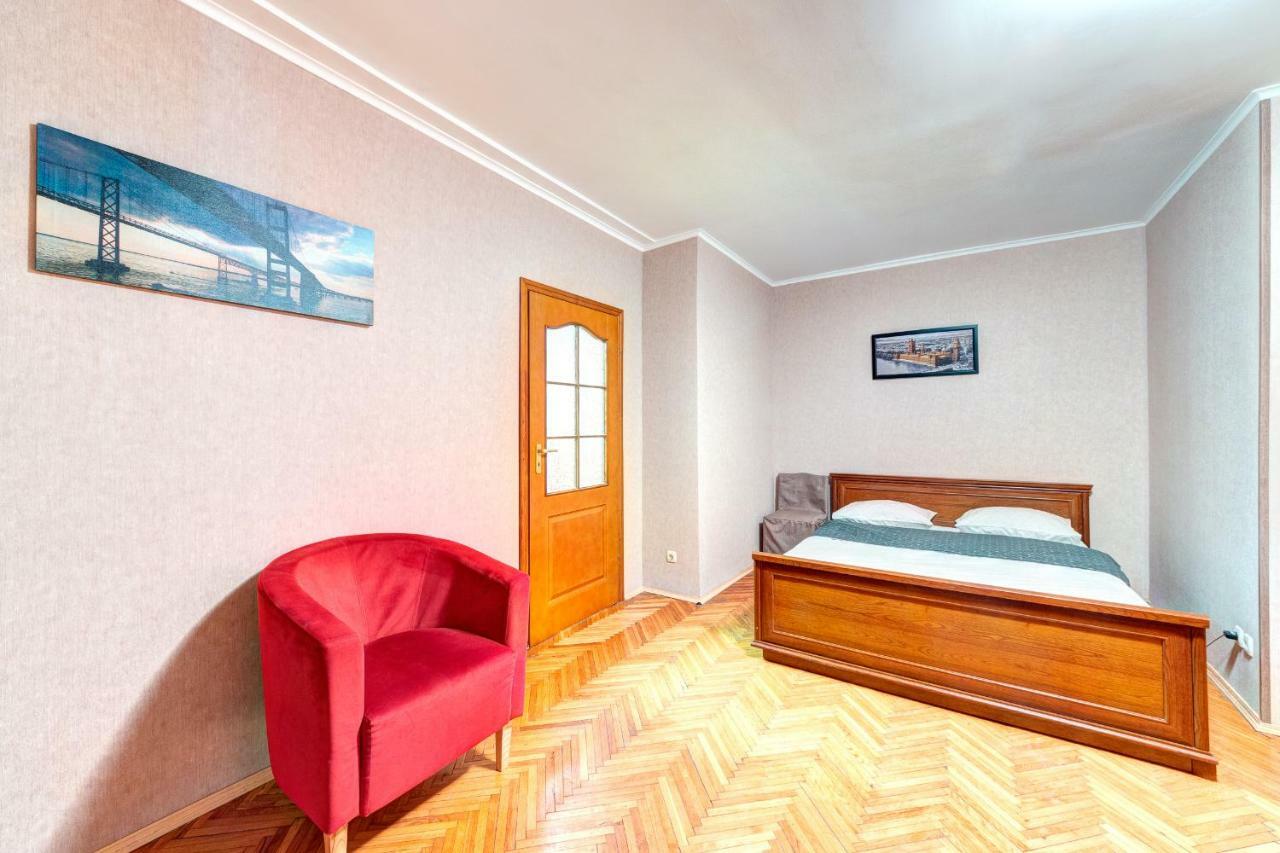 Apartments Near The Palace Of Sports Kiev Exterior foto