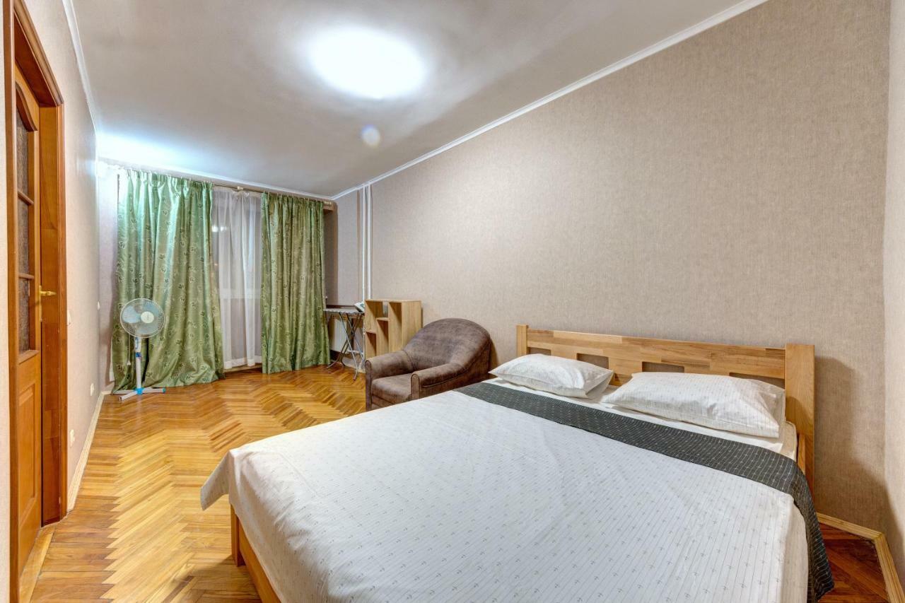 Apartments Near The Palace Of Sports Kiev Exterior foto
